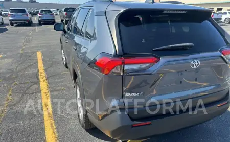 TOYOTA RAV4 XLE 2019 vin JTMP1RFVXKD031027 from auto auction Copart