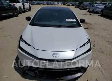 TOYOTA PRIUS LE 2024 vin JTDACAAU5R3020761 from auto auction Copart