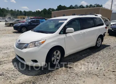 Toyota Sienna LE 2017 2017 vin 5TDKZ3DC0HS799727 from auto auction Copart