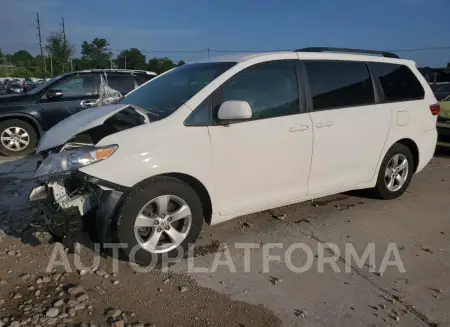 Toyota Sienna LE 2017 2017 vin 5TDKZ3DC2HS830945 from auto auction Copart