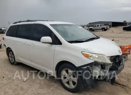 TOYOTA SIENNA LE 2015 vin 5TDKK3DC6FS673177 from auto auction Copart