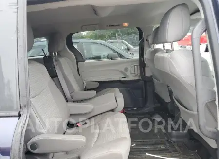 TOYOTA SIENNA LE 2021 vin 5TDKSKFCXMS038144 from auto auction Copart