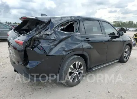 TOYOTA HIGHLANDER 2022 vin 5TDGZRAH3NS111059 from auto auction Copart