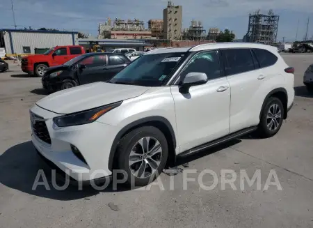 Toyota Highlander 2021 2021 vin 5TDGZRAH8MS057515 from auto auction Copart