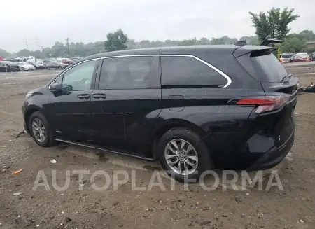 TOYOTA SIENNA LE 2021 vin 5TDKRKEC9MS007738 from auto auction Copart