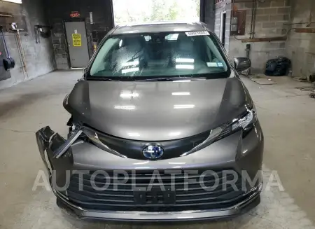 TOYOTA SIENNA XLE 2023 vin 5TDYRKEC8PS153532 from auto auction Copart