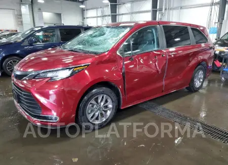 Toyota Sienna XLE 2023 2023 vin 5TDYRKEC8PS156317 from auto auction Copart