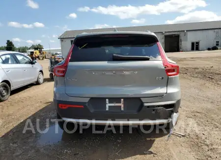 VOLVO XC40 CORE 2024 vin YV4L12UK2R2357244 from auto auction Copart