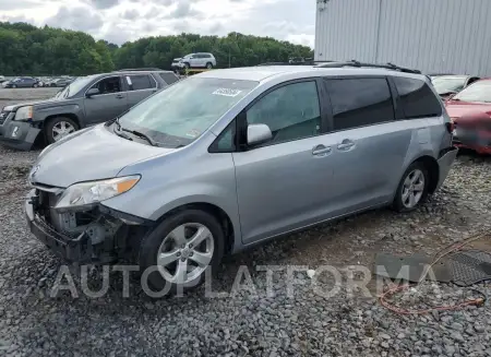 TOYOTA SIENNA LE 2015 vin 5TDKK3DC5FS675132 from auto auction Copart