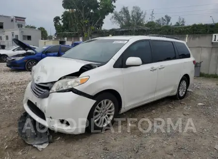 TOYOTA SIENNA XLE 2015 vin 5TDYK3DC0FS533233 from auto auction Copart