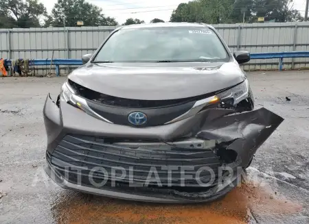 TOYOTA SIENNA LE 2021 vin 5TDKRKEC8MS048782 from auto auction Copart