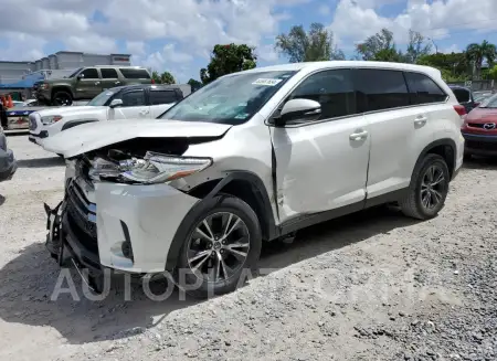 Toyota Highlander 2019 2019 vin 5TDZARFH1KS051285 from auto auction Copart