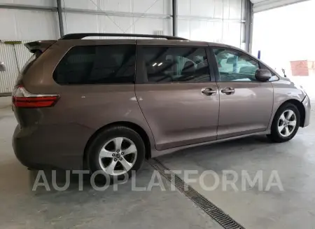 TOYOTA SIENNA LE 2018 vin 5TDKZ3DC4JS943270 from auto auction Copart