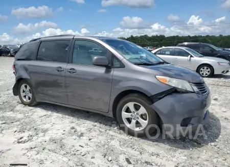 TOYOTA SIENNA LE 2017 vin 5TDKZ3DC3HS833093 from auto auction Copart