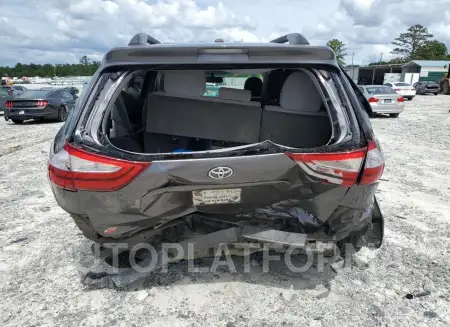 TOYOTA SIENNA LE 2017 vin 5TDKZ3DC3HS833093 from auto auction Copart