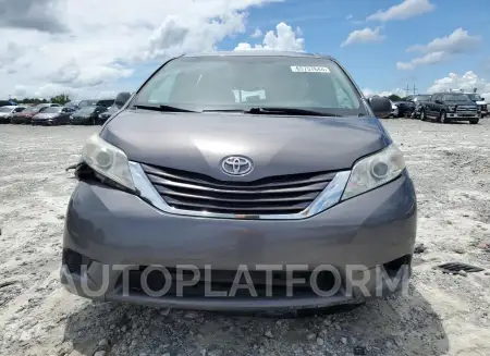 TOYOTA SIENNA LE 2017 vin 5TDKZ3DC3HS833093 from auto auction Copart