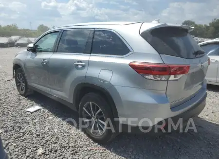 TOYOTA HIGHLANDER 2019 vin 5TDKZRFHXKS574220 from auto auction Copart