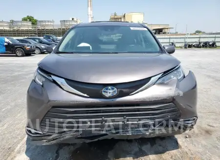 TOYOTA SIENNA XLE 2021 vin 5TDYRKECXMS001926 from auto auction Copart