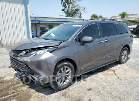 Toyota Sienna XLE 2021 2021 vin 5TDYRKECXMS001926 from auto auction Copart