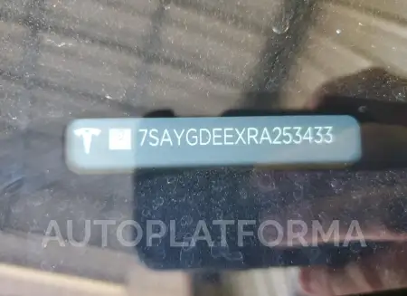 TESLA MODEL Y 2024 vin 7SAYGDEEXRA253433 from auto auction Copart