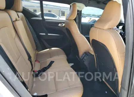 VOLVO XC40 T5 IN 2019 vin YV4162UL7K2073261 from auto auction Copart