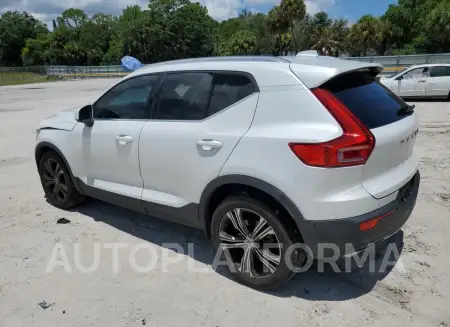 VOLVO XC40 T5 IN 2019 vin YV4162UL7K2073261 from auto auction Copart