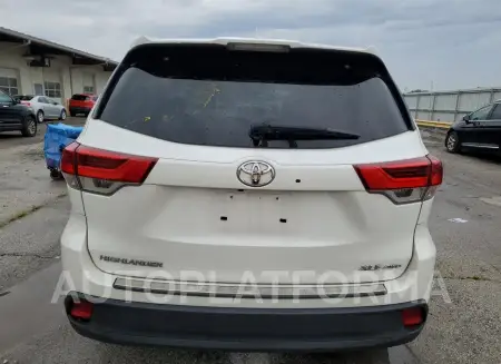 TOYOTA HIGHLANDER 2017 vin 5TDJZRFH3HS423319 from auto auction Copart