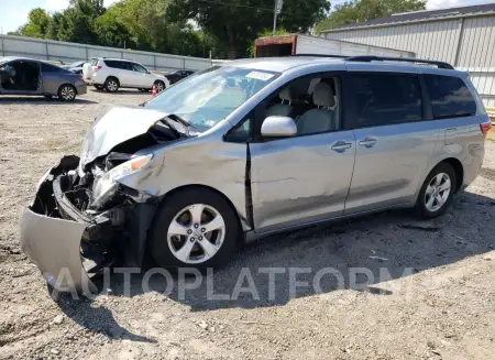 Toyota Sienna LE 2015 2015 vin 5TDKK3DC2FS636093 from auto auction Copart