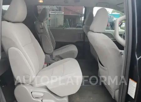 TOYOTA SIENNA LE 2018 vin 5TDKZ3DC8JS909283 from auto auction Copart