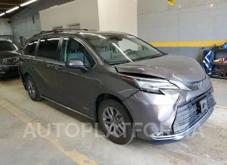 TOYOTA SIENNA XLE 2021 vin 5TDYRKEC4MS040060 from auto auction Copart