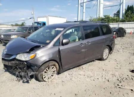 Toyota Sienna XLE 2017 2017 vin 5TDYZ3DC3HS895779 from auto auction Copart