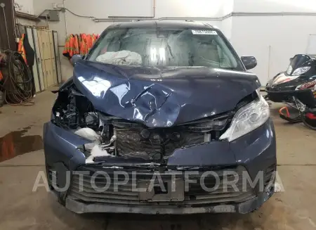 TOYOTA SIENNA LE 2018 vin 5TDKZ3DC2JS923650 from auto auction Copart