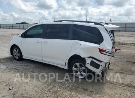 TOYOTA SIENNA LE 2019 vin 5TDKZ3DC8KS015155 from auto auction Copart