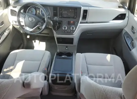 TOYOTA SIENNA LE 2019 vin 5TDKZ3DC6KS005742 from auto auction Copart