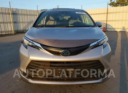 TOYOTA SIENNA LE 2021 vin 5TDKRKECXMS002287 from auto auction Copart