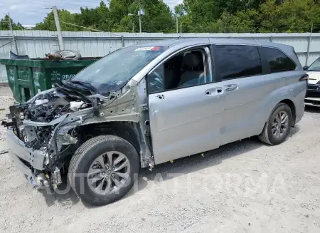 TOYOTA SIENNA XLE 2023 vin 5TDYSKFC8PS076227 from auto auction Copart