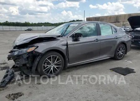 Toyota Camry SE 2024 2024 vin 4T1G31AK4RU623313 from auto auction Copart