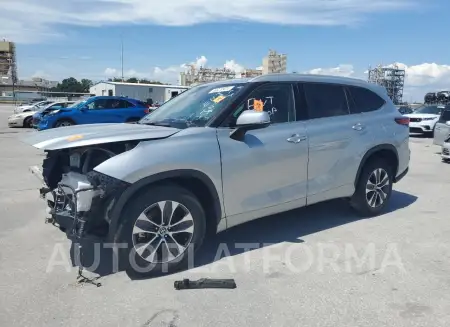 TOYOTA HIGHLANDER 2022 vin 5TDGZRAH7NS114434 from auto auction Copart