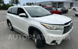 Toyota Highlander 2015 2015 vin 5TDYKRFH1FS076752 from auto auction Copart