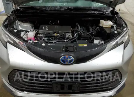 TOYOTA SIENNA XLE 2021 vin 5TDYRKEC1MS006836 from auto auction Copart