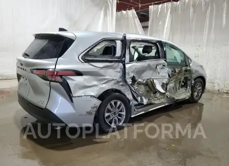 TOYOTA SIENNA XLE 2021 vin 5TDYRKEC1MS006836 from auto auction Copart