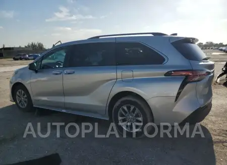 TOYOTA SIENNA XLE 2021 vin 5TDYRKEC9MS073894 from auto auction Copart