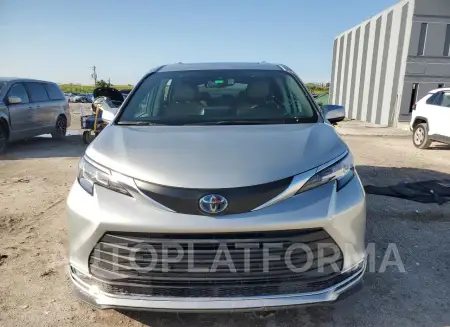 TOYOTA SIENNA XLE 2021 vin 5TDYRKEC9MS073894 from auto auction Copart