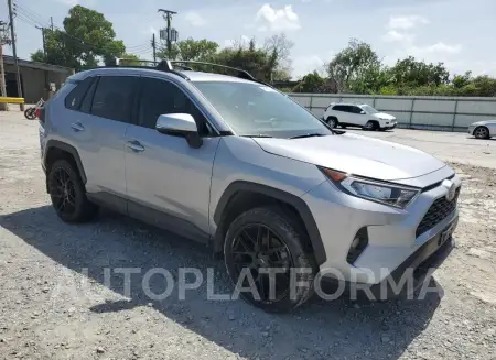 TOYOTA RAV4 XLE 2020 vin JTMP1RFVXLD059136 from auto auction Copart