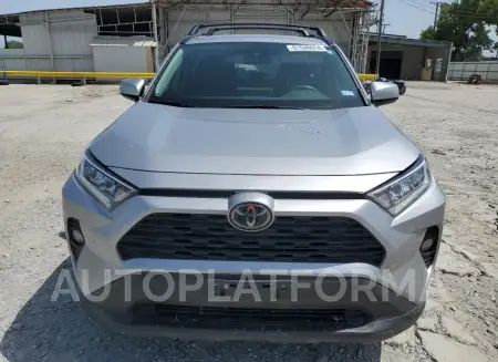 TOYOTA RAV4 XLE 2020 vin JTMP1RFVXLD059136 from auto auction Copart