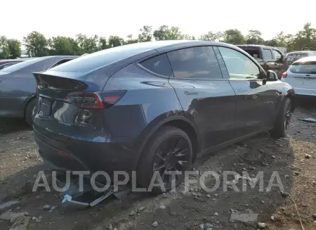 TESLA MODEL Y 2024 vin 7SAYGDEE3RA233282 from auto auction Copart