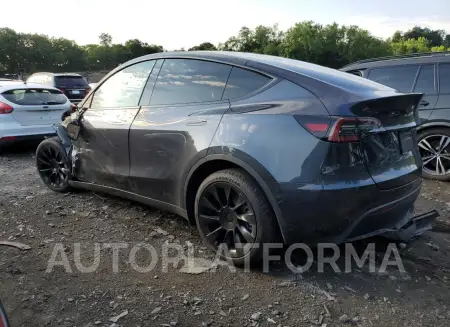 TESLA MODEL Y 2024 vin 7SAYGDEE3RA233282 from auto auction Copart