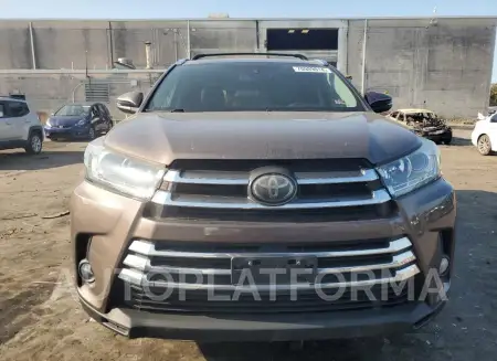 TOYOTA HIGHLANDER 2017 vin 5TDDZRFH1HS393122 from auto auction Copart