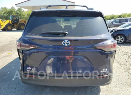 TOYOTA SIENNA XLE 2024 vin 5TDJSKFC1RS111615 from auto auction Copart