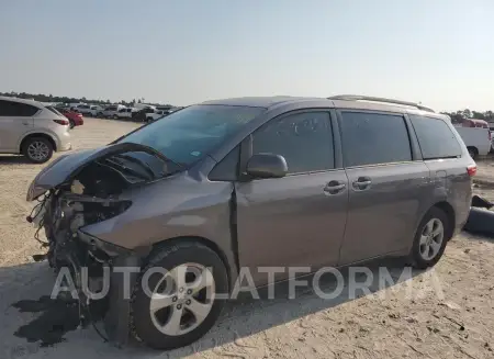 Toyota Sienna LE 2015 2015 vin 5TDKK3DC9FS651383 from auto auction Copart